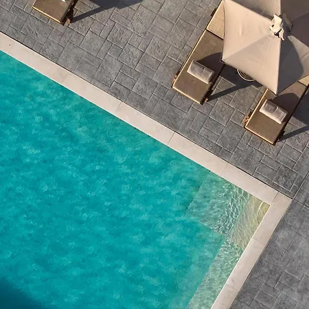 Kedros Milos Suites Aparthotel