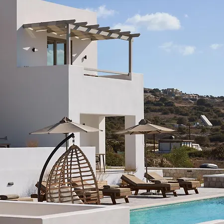 Kedros Milos Suites