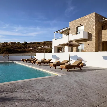 Kedros Milos Suites Aparthotel