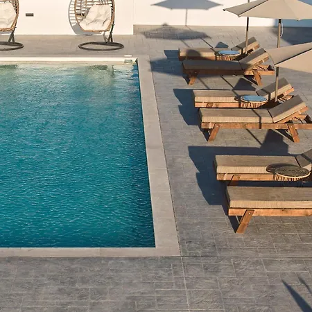 Kedros Milos Suites Adamantas (Milos)
