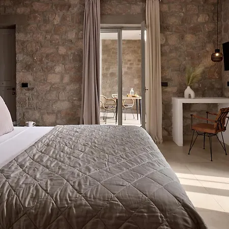 Aparthotel Kedros Milos Suites